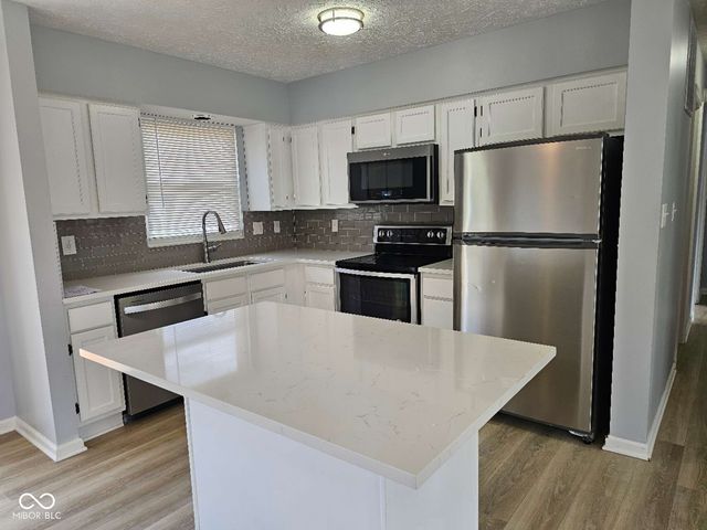 1564 Chase Boulevard, Greenwood, IN 46142