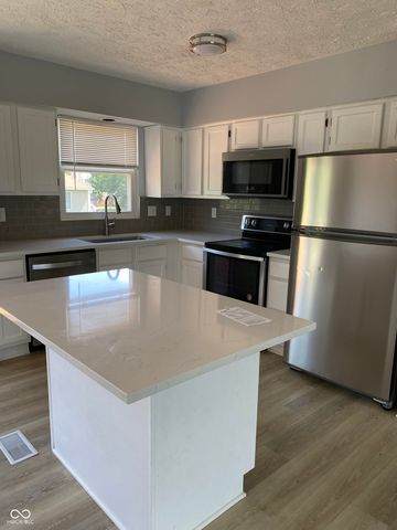 1564 Chase Boulevard, Greenwood, IN 46142