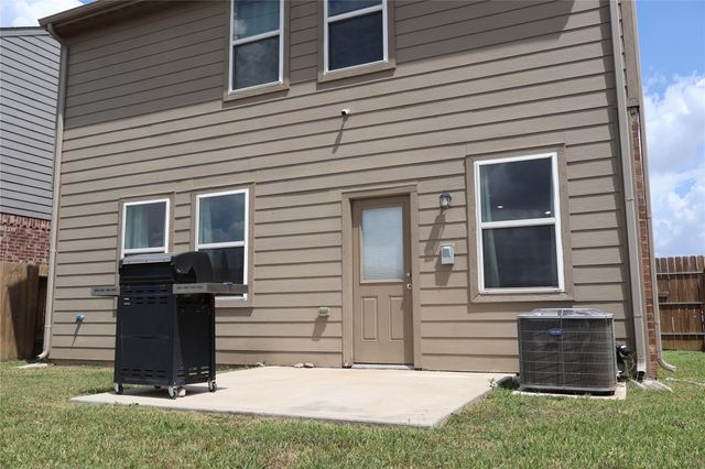 11670 El Rubi Drive, Houston, TX 77048