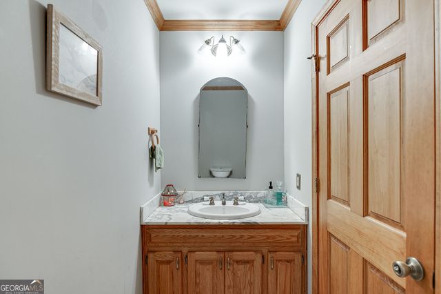 2720 Bay Ridge Drive, Loganville, GA 30052