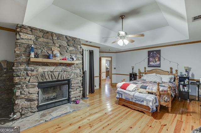 2720 Bay Ridge Drive, Loganville, GA 30052
