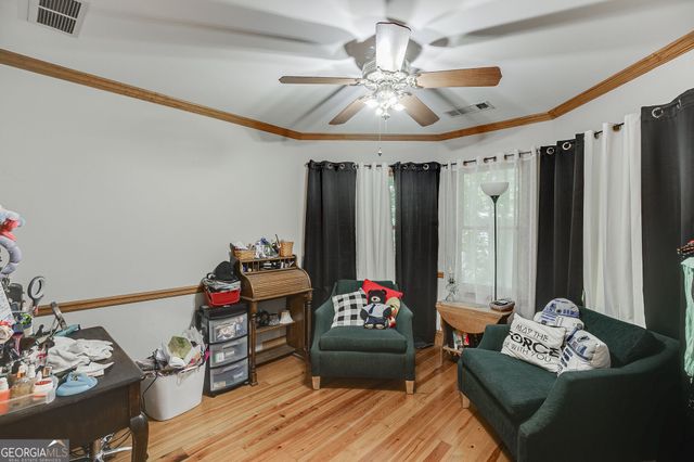 2720 Bay Ridge Drive, Loganville, GA 30052