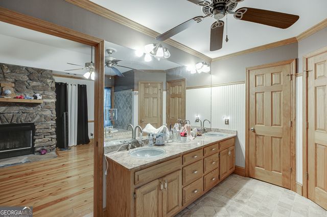 2720 Bay Ridge Drive, Loganville, GA 30052