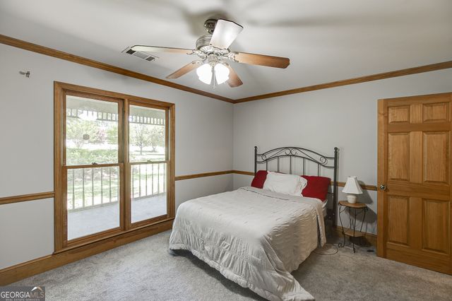 2720 Bay Ridge Drive, Loganville, GA 30052