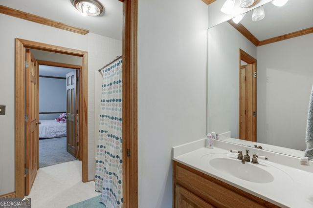 2720 Bay Ridge Drive, Loganville, GA 30052