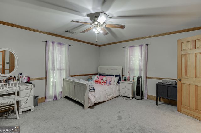 2720 Bay Ridge Drive, Loganville, GA 30052