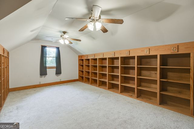 2720 Bay Ridge Drive, Loganville, GA 30052