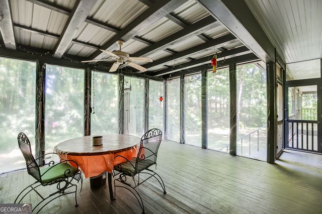 2720 Bay Ridge Drive, Loganville, GA 30052