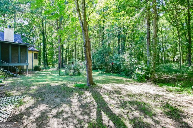 2720 Bay Ridge Drive, Loganville, GA 30052