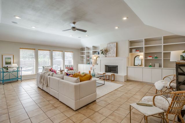 3954 Shannon Drive, Fort Worth, TX 76116