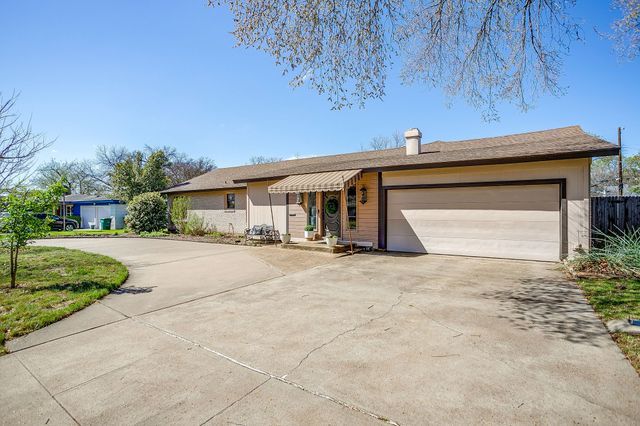 3954 Shannon Drive, Fort Worth, TX 76116