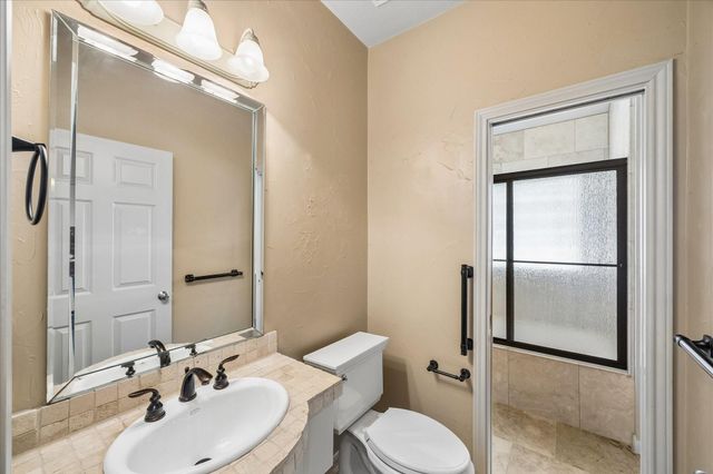 4510 Cypress Pond Court, Houston, TX 77059
