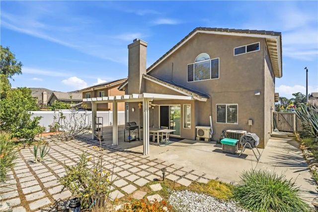 26911 Lightfoot Drive, Corona, CA 92883