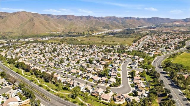 26911 Lightfoot Drive, Corona, CA 92883