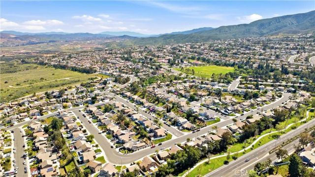 26911 Lightfoot Drive, Corona, CA 92883