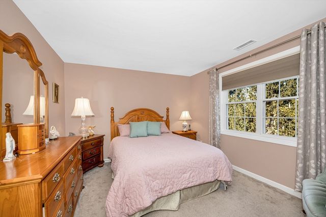 262 Littleton Rd 14, Chelmsford, MA 01824