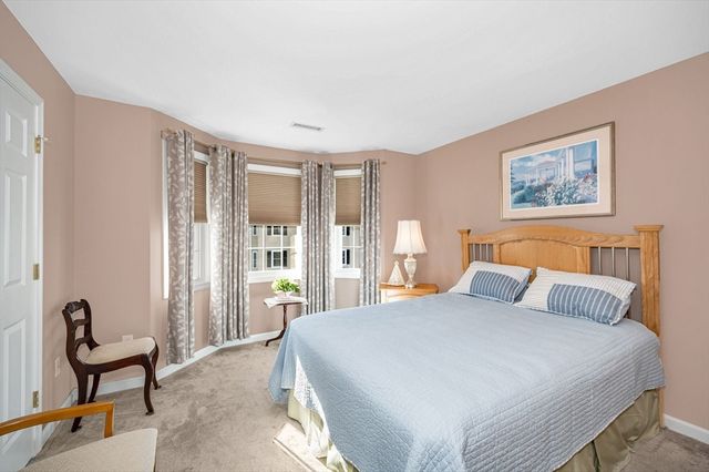 262 Littleton Rd 14, Chelmsford, MA 01824