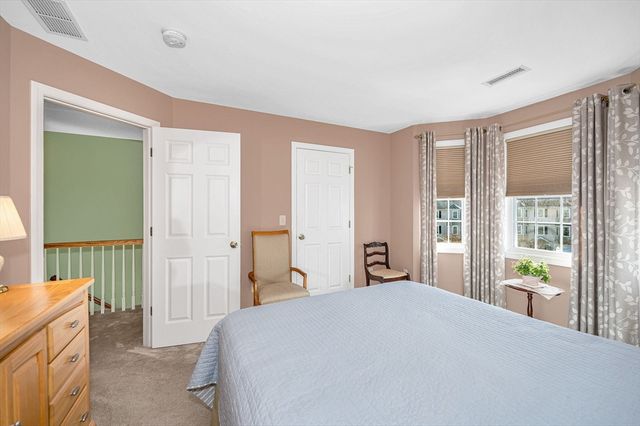 262 Littleton Rd 14, Chelmsford, MA 01824