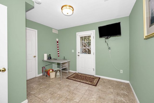 262 Littleton Rd 14, Chelmsford, MA 01824