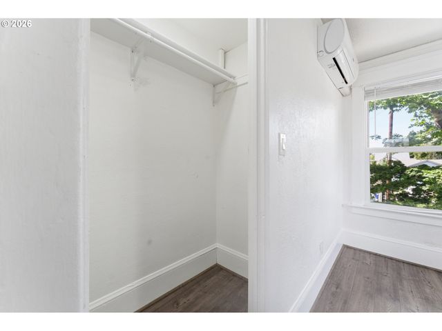 30 Ne 143RD Ave, Portland, OR 97230