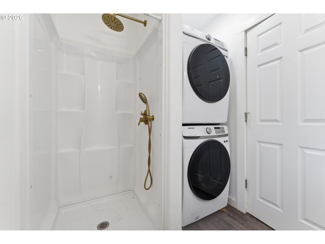 30 Ne 143RD Ave, Portland, OR 97230