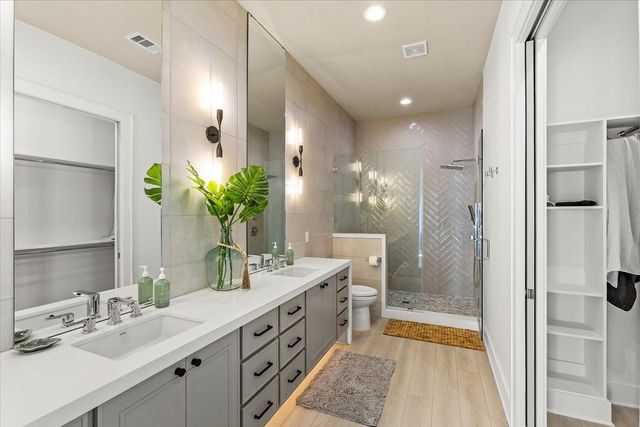 950 Sue Drive, Crystal Beach, TX 77650