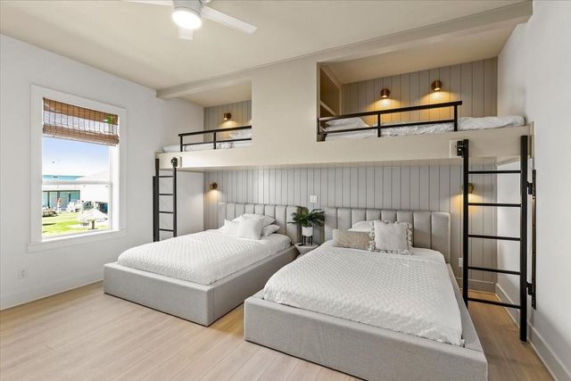 950 Sue Drive, Crystal Beach, TX 77650