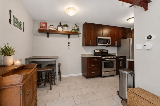 8314 Portsmouth Drive 30, Darien, IL 60561