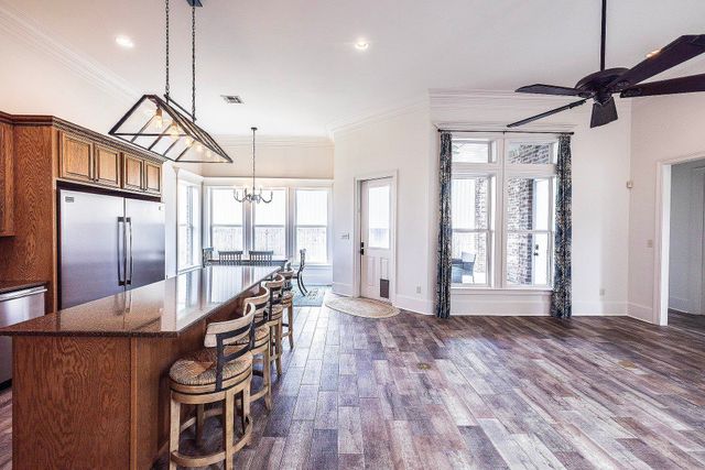 111 Gentle Oak Boulevard, Houma, LA 70395