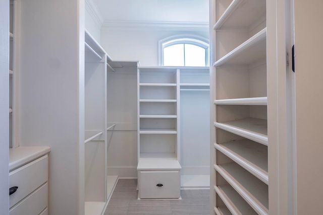 111 Gentle Oak Boulevard, Houma, LA 70395