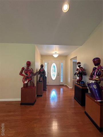 407 Ahr Strom Drive, Owensville, MO 65066