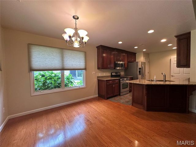 407 Ahr Strom Drive, Owensville, MO 65066