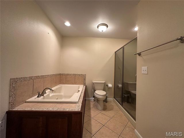 407 Ahr Strom Drive, Owensville, MO 65066