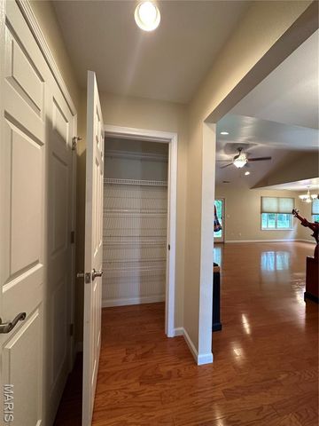 407 Ahr Strom Drive, Owensville, MO 65066