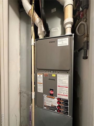 407 Ahr Strom Drive, Owensville, MO 65066