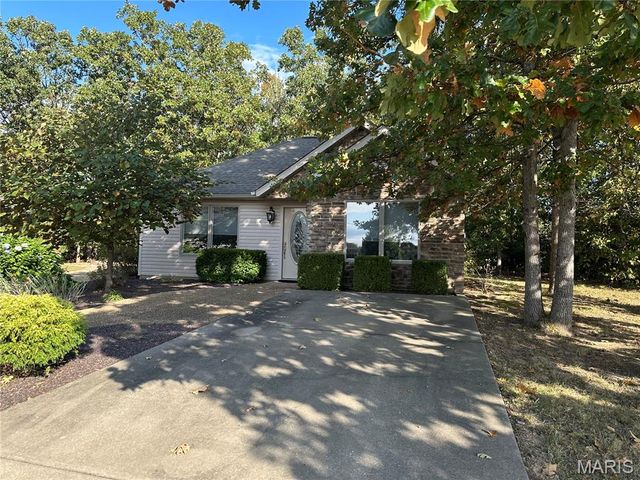 407 Ahr Strom Drive, Owensville, MO 65066