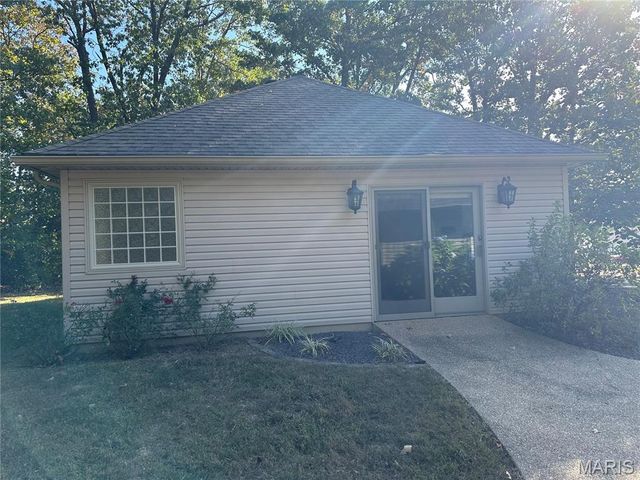 407 Ahr Strom Drive, Owensville, MO 65066