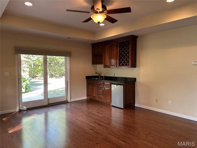 407 Ahr Strom Drive, Owensville, MO 65066