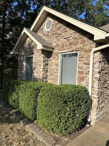 407 Ahr Strom Drive, Owensville, MO 65066