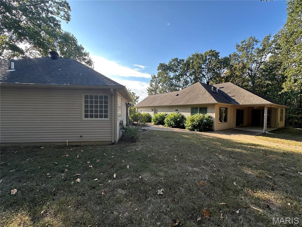 407 Ahr Strom Drive, Owensville, MO 65066