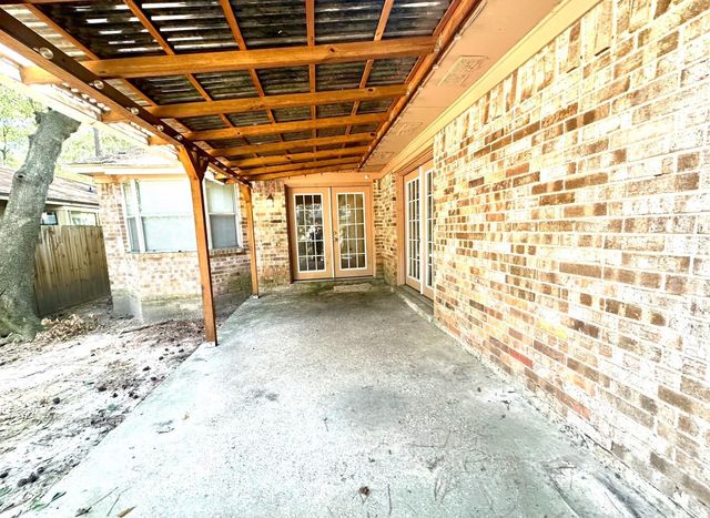 18 Brookflower Road, The Woodlands, TX 77380