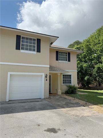 2390 Vero South Circle SW 6, Vero Beach, FL 32962