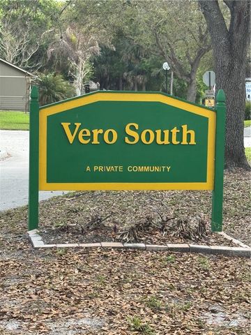 2390 Vero South Circle SW 6, Vero Beach, FL 32962