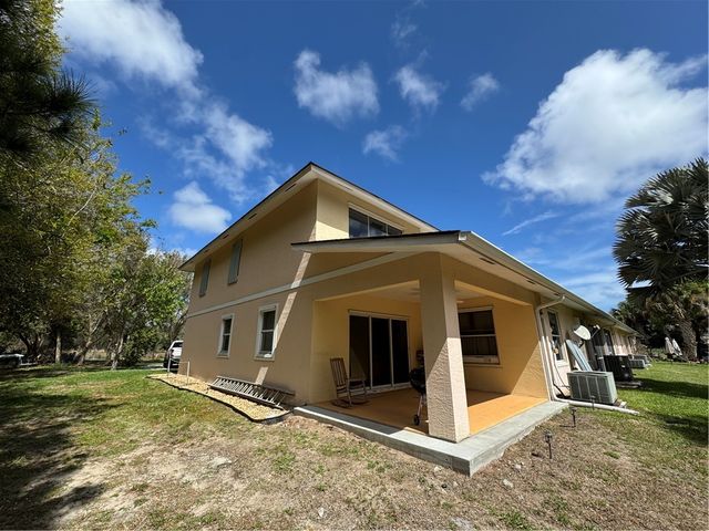 2390 Vero South Circle SW 6, Vero Beach, FL 32962