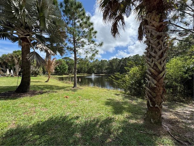 2390 Vero South Circle SW 6, Vero Beach, FL 32962