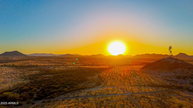 0 W BARNES RD 5 ACRES -- -, Maricopa, AZ 85139