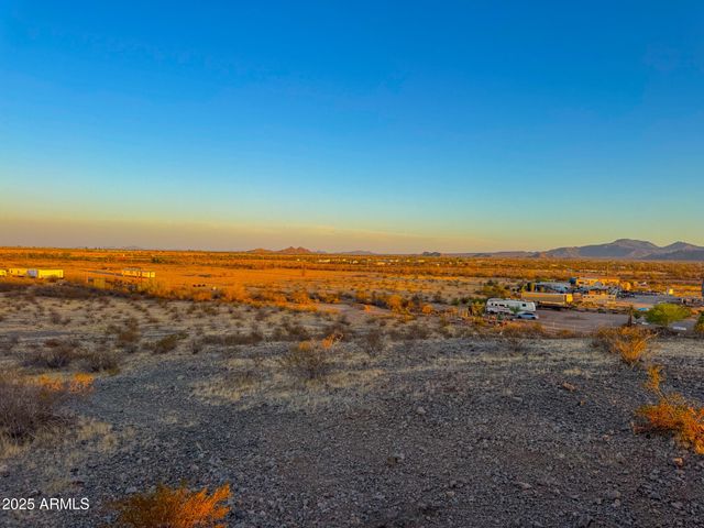 0 W BARNES RD 5 ACRES -- -, Maricopa, AZ 85139