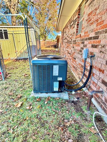 1103 NW 9th Street, Stigler, OK 74462