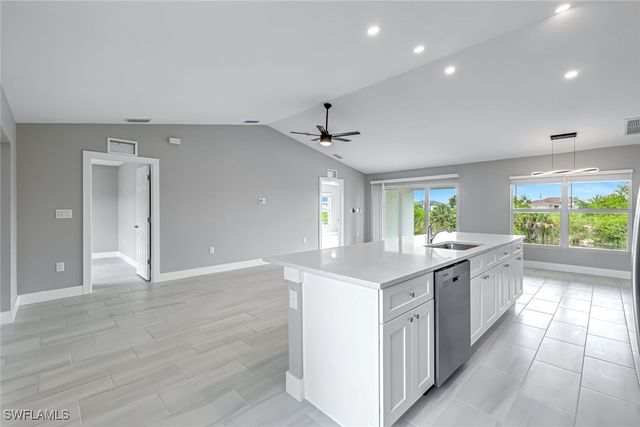 2921 NE 1st AVE, Cape Coral, FL 33909