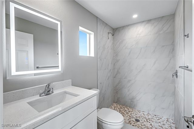 2921 NE 1st AVE, Cape Coral, FL 33909